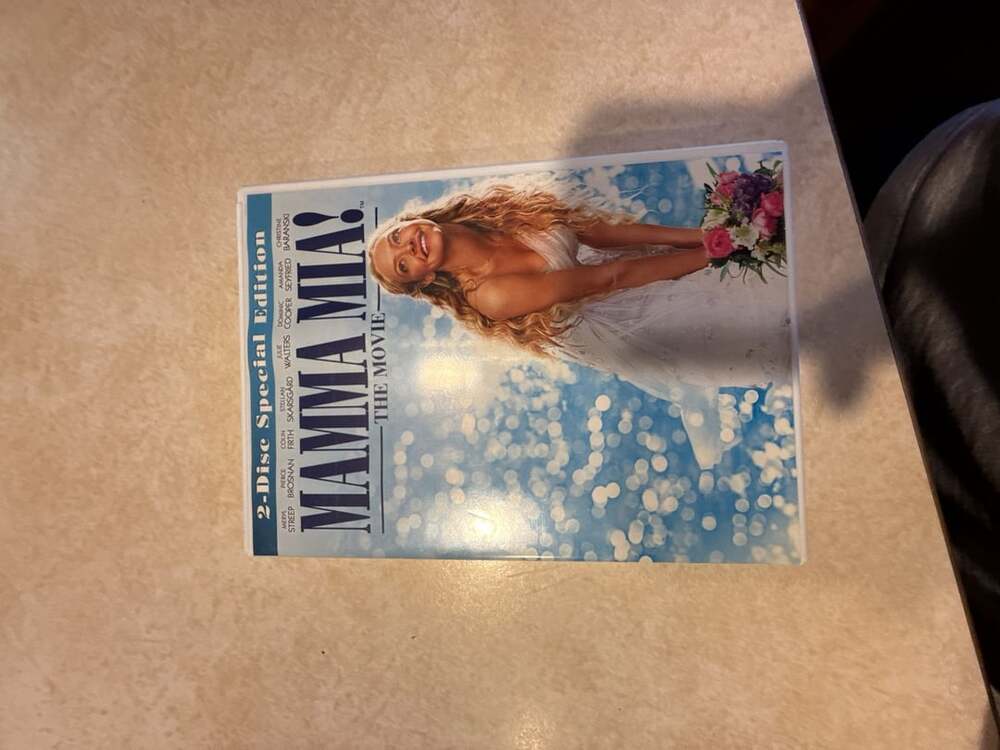Universal Pictures Mamma Mia! The Movie 2-Disc Special Edition DVD